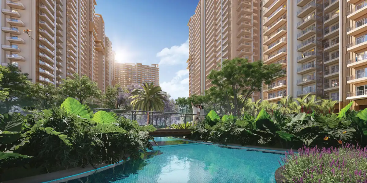 Swimming pool with deck